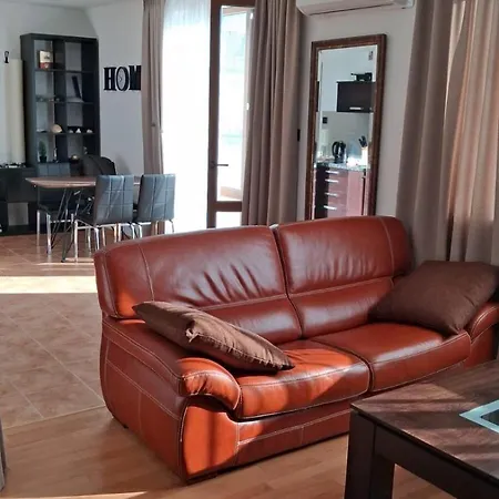 Apartment Urban Breeze *